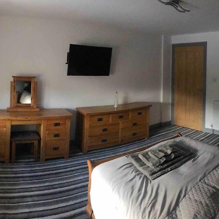 2 Bedroom Apartment, Cononley Near Skipton ภายนอก รูปภาพ
